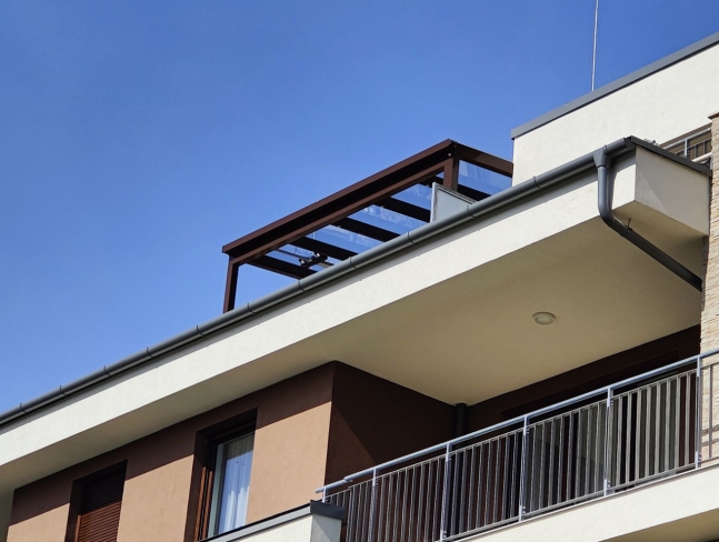 télikert társasháznál