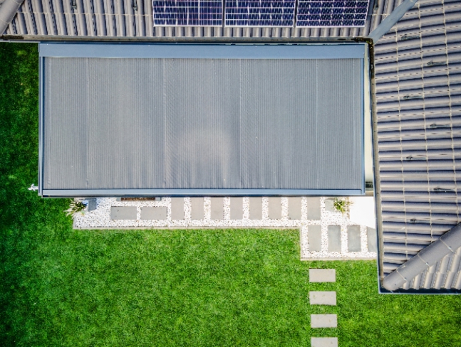 motoros árnyékolás télikertre